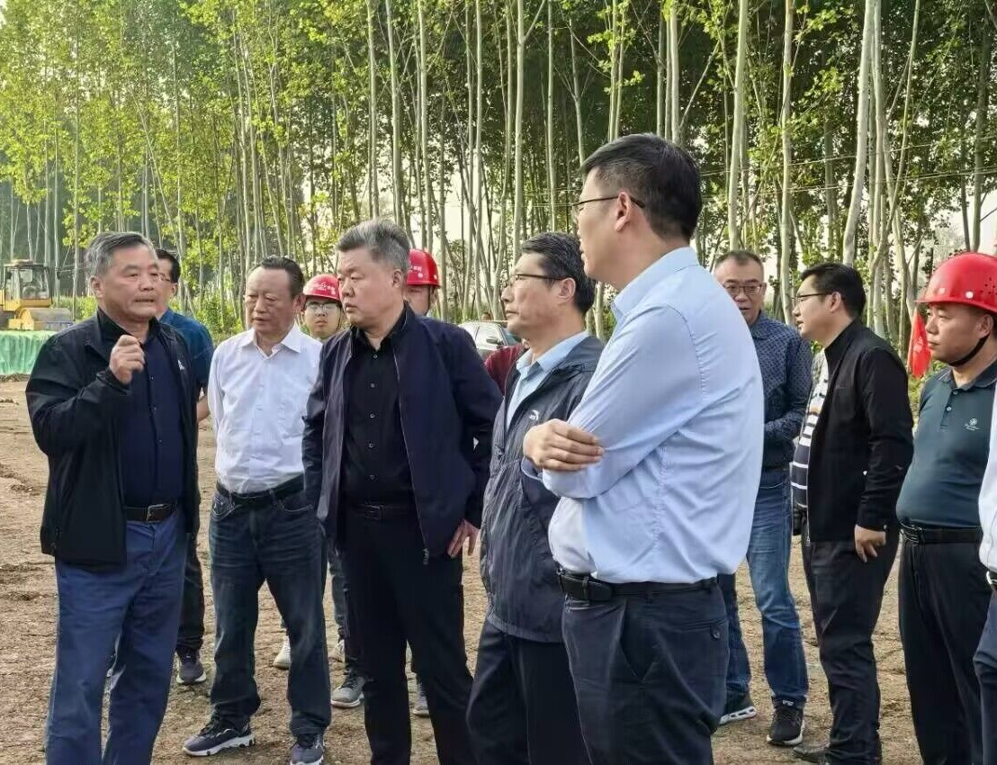 张铭1.jpg