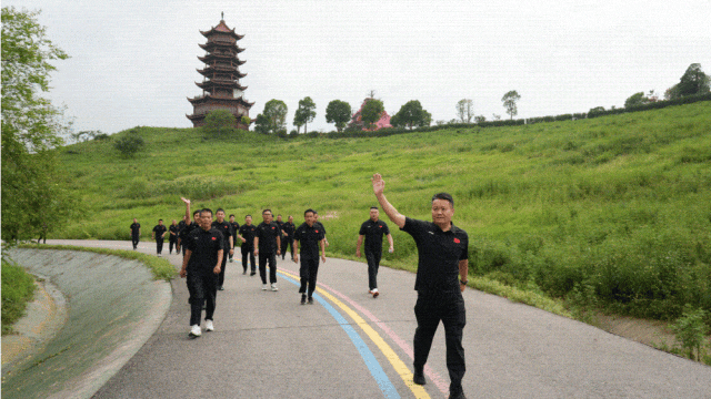 4.gif